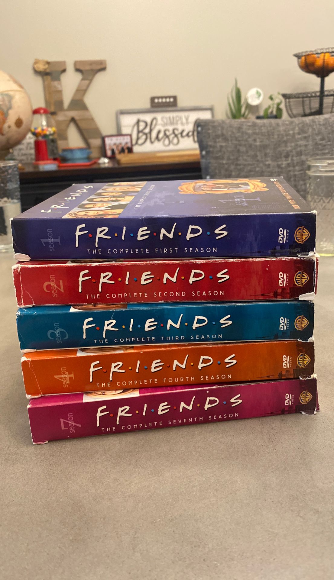 Friends DVD seasons 1,2,3,4 & 7