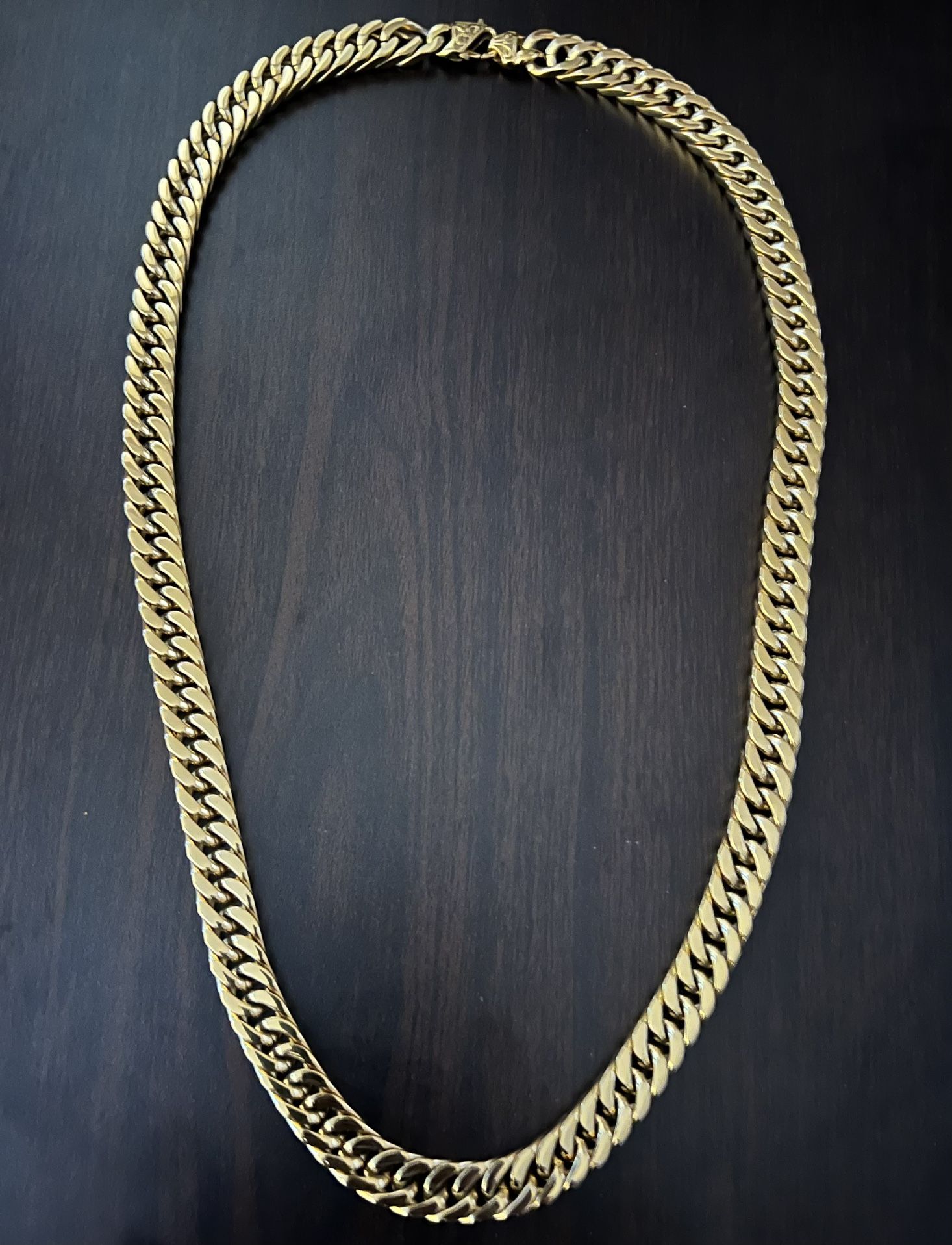 Stainless steel Gold Cuban Link Chain!