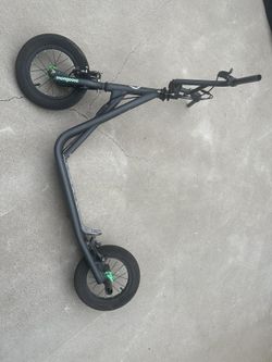 Mongoose Freestyle Scooter