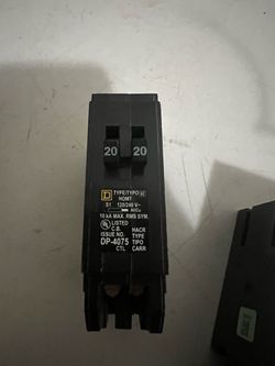 Square D Homeline 20-amp/20-amp 1 -Pole Tandem Circuit Breaker