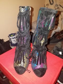 8 1/2 mili color fringe heel