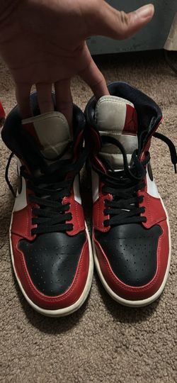 Jordan one mid