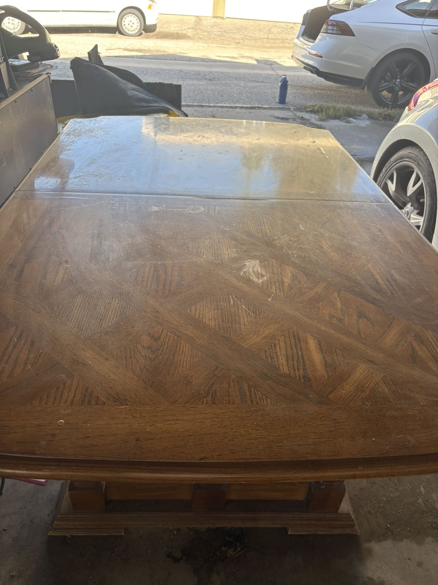 Table with chair chairs