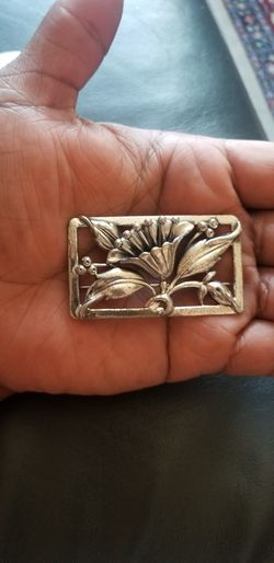 Norsland Coco 1940s Silver Brooch
