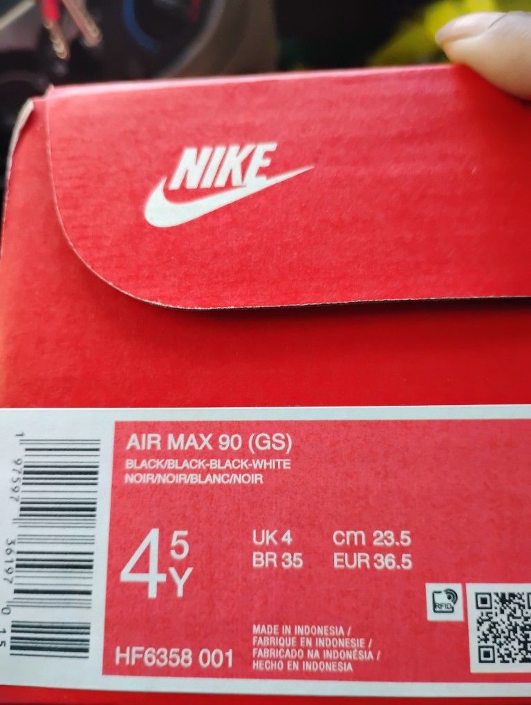 Air Maxx 90 65 Dollars