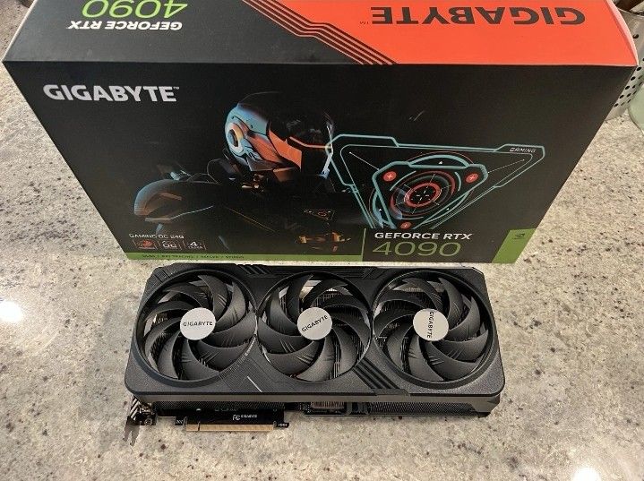 GIGABYTE GeForce RTX 4090 GAMING OC 24GB GDDR6X Graphics CardThis card is in great condition and works perfectly.