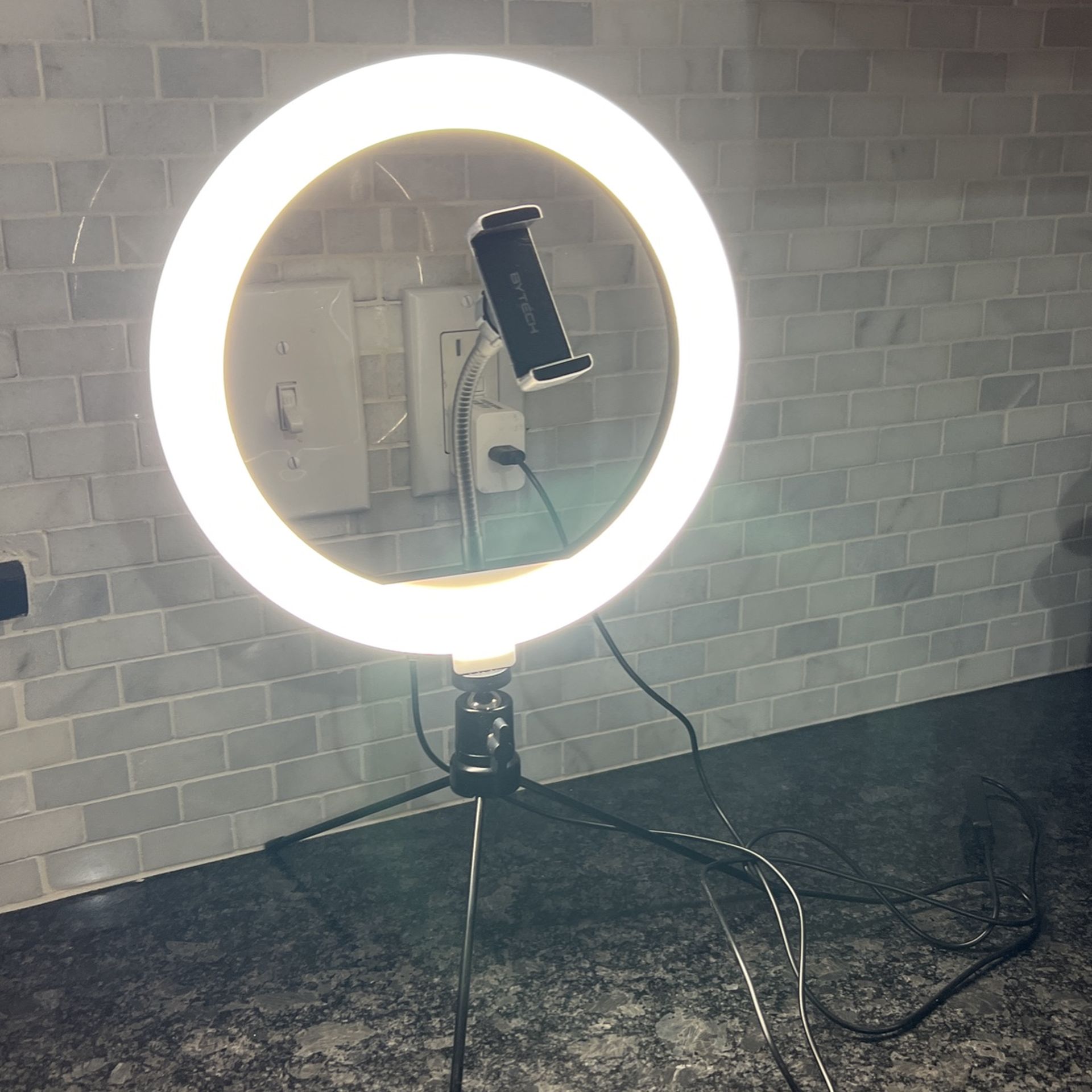 Ring Light With Phone Holder Tripod