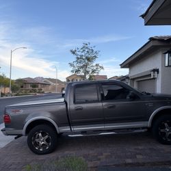 Ford F150 Super crew Cab lariat 