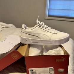 White Women’s Puma Size 7