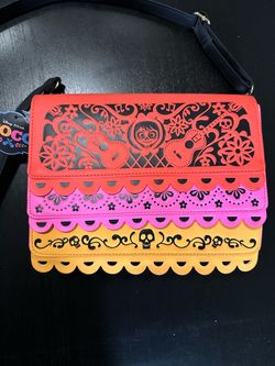 Loungefly purse