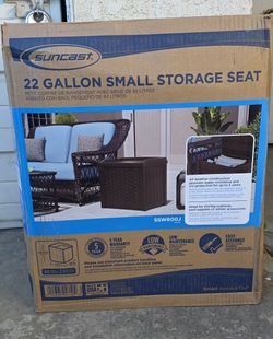 22 Gallon Small Storage Seat