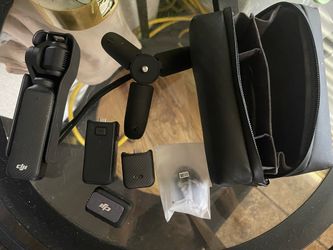 DJI Osmo Pocket 3 Creator Combo