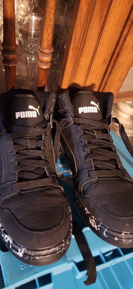 Brand New 7.5 Puma Basketball Shoes