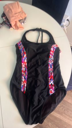 Swim suit