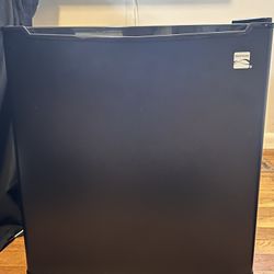Mini Refrigerator 