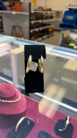 14k Hoop Earrings ‼️ASK FOR DIANA‼️