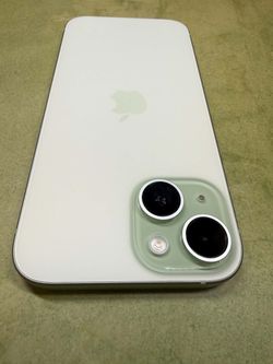 iPhone 15 unlocked