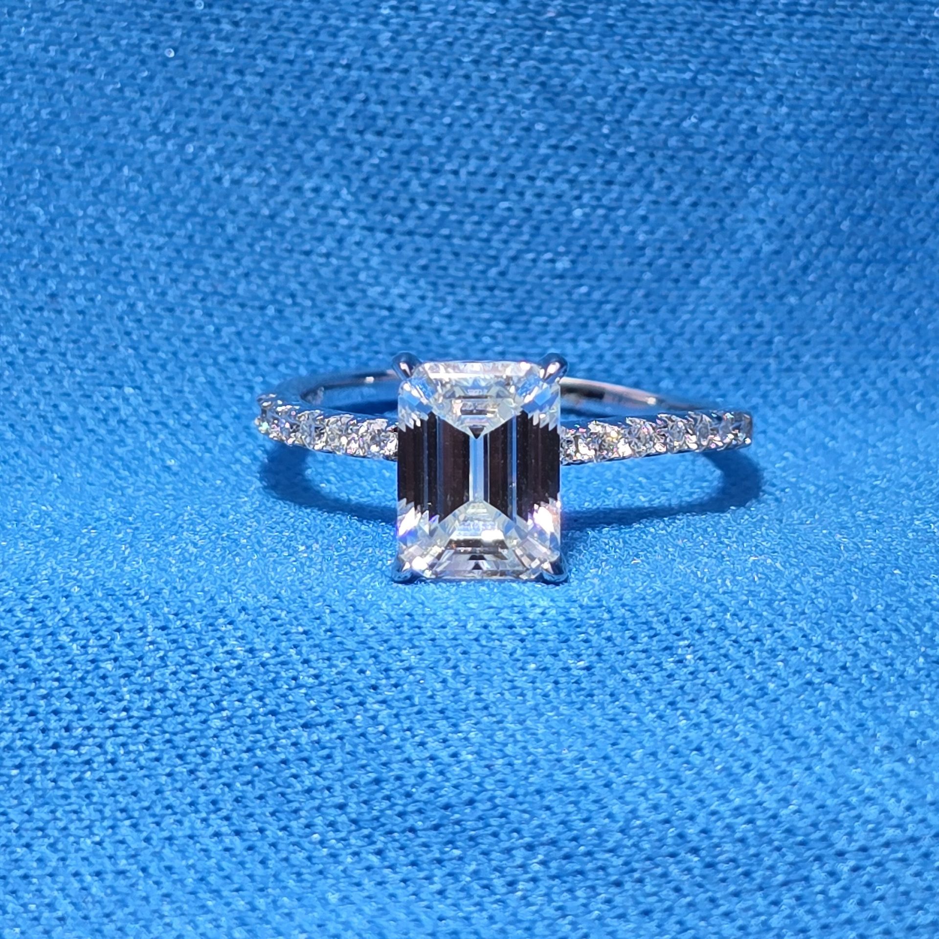 Moissanite 3.28 ctw Emerald Ring