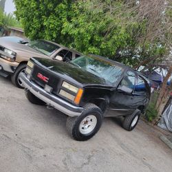 92 Yukon 2door 4x4 Sale OR Trade Not For Parts 