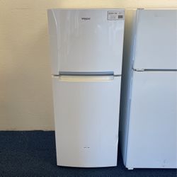 White Whirlpool Top Freezer Refrigerator