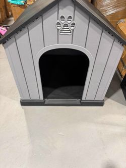 New-Large Dog House Outdoor Indoor for Medium Large Dogs, Durable Plastic Waterproof Doghouse with Air Vents and Elevated Floor, Easy Clean and Assemb