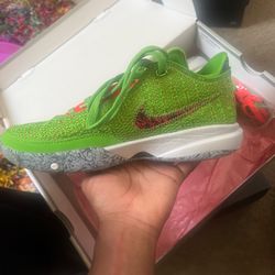 LeBron 20 5.5