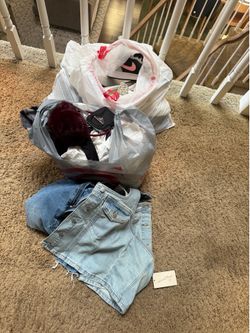 Free women’s Nikes Levi’s target clothes pick up santee