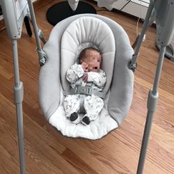Baby swing 