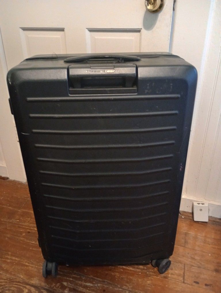 Porsche Design 32" Hardcase Spinner Suitcase *75.00 Firm* Travel Luggage Home and Garden