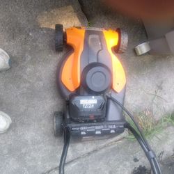 14 Inch Cordless Worx Lawnmower