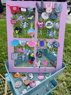 Badge Reels 