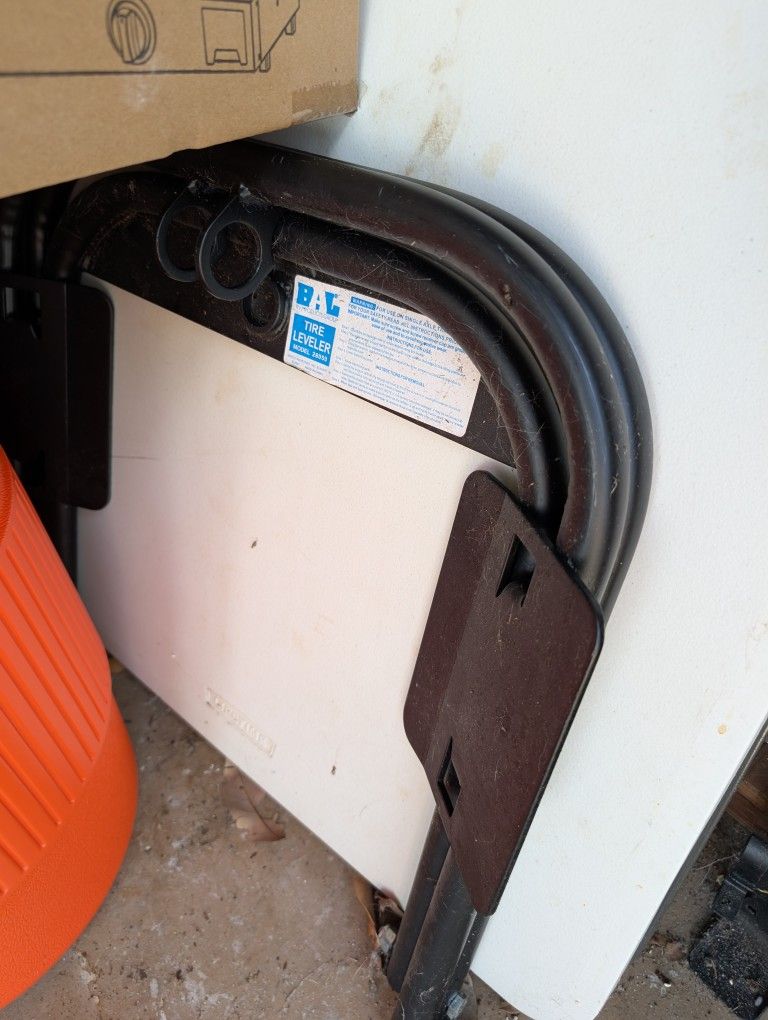 BAL 28050 Light Trailer Leveler
