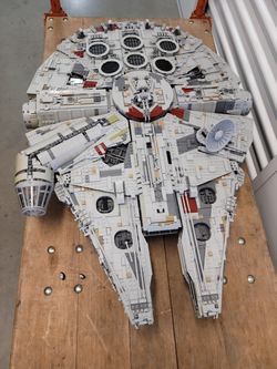 Lego Ultimate Collectors Series Millennium Falcon