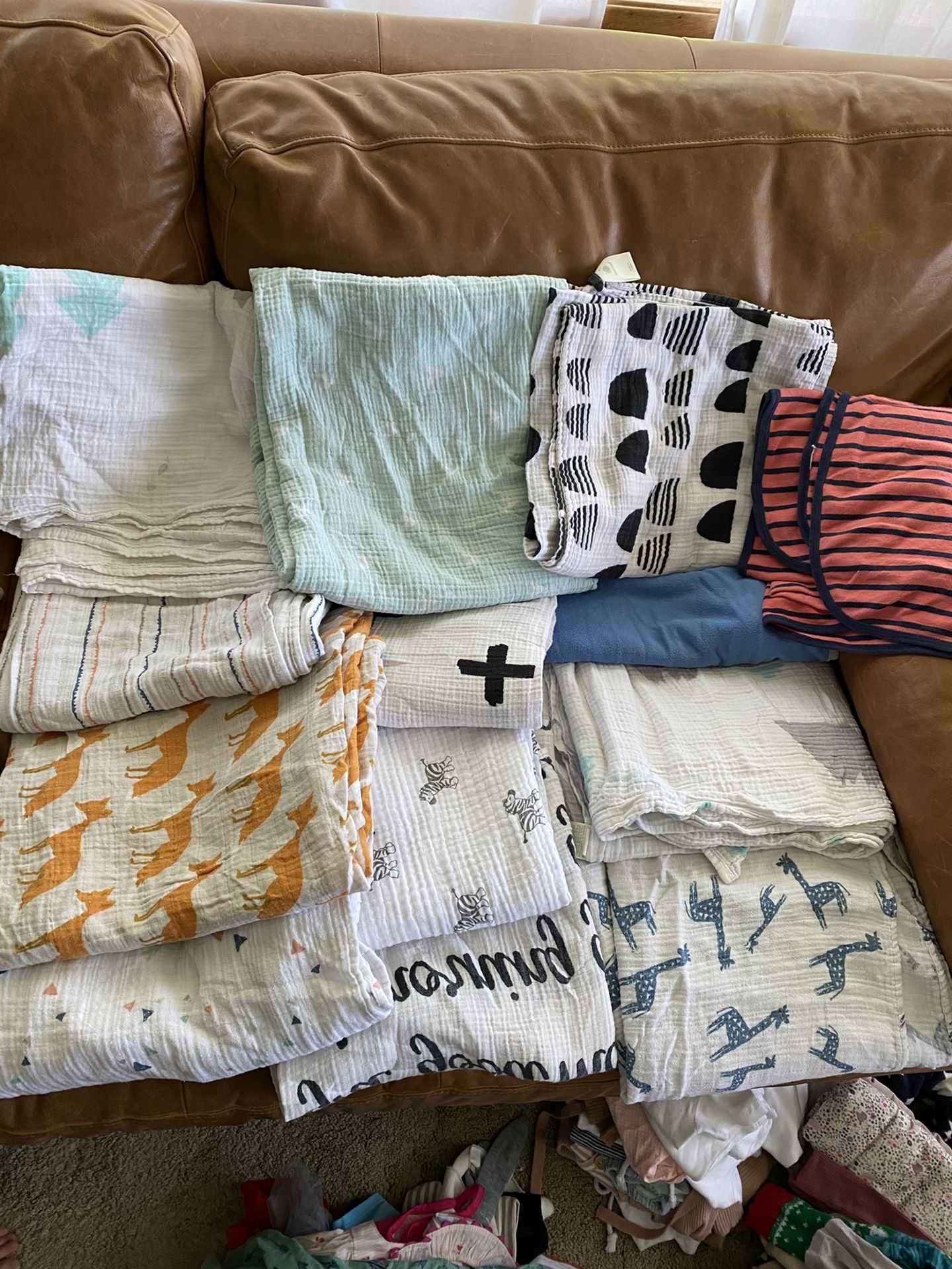 Swaddles High End Brands Excellent Condition