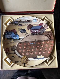 Antique English Plate. For Halloween and ThanNo flaws or cracks on plate . Packaging Has Wear And Tear. Plate Is MINT. Royal Doulton. "Pumpkin Patch".