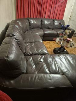 3 Sectional Dark Gray Leather Sofa