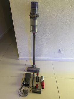 Dyson v 11 Vacuum Cleaner