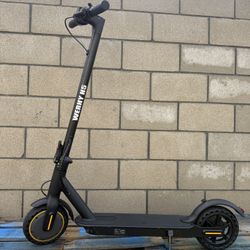 Electric scooter