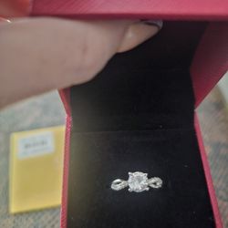 moissanite ring 1 carat