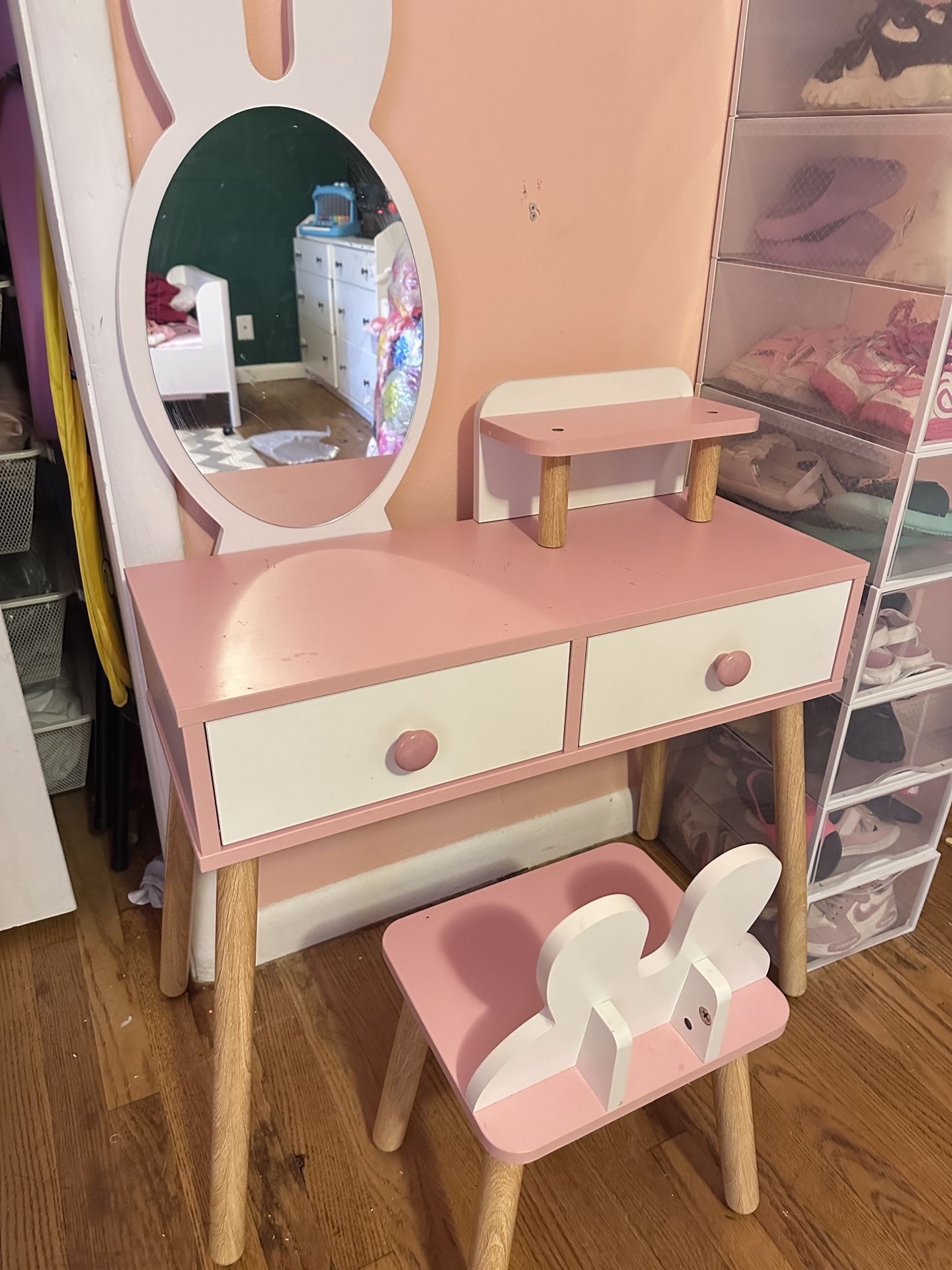 Kids Vanity, Kids Vanity Table and Chair Set with Mirror & Storage Shelf, Princess Dressing Table, Toddler Makeup Vanity, Girls Vanity with 2 Large Dr