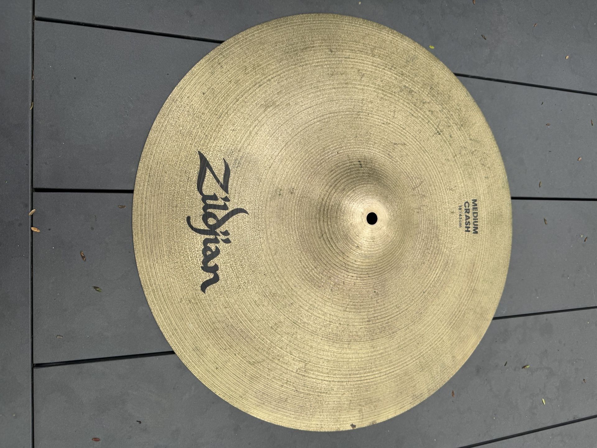 Zildjian A series 18” medium crash