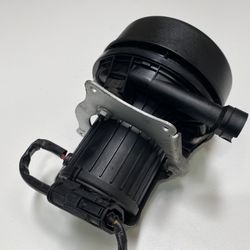 BMW E85 Z4 SECONDARY AIR INJECTION SMOG PUMP