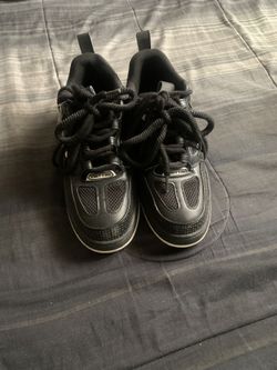 Loui Vuitton skate sneaker size 10 men