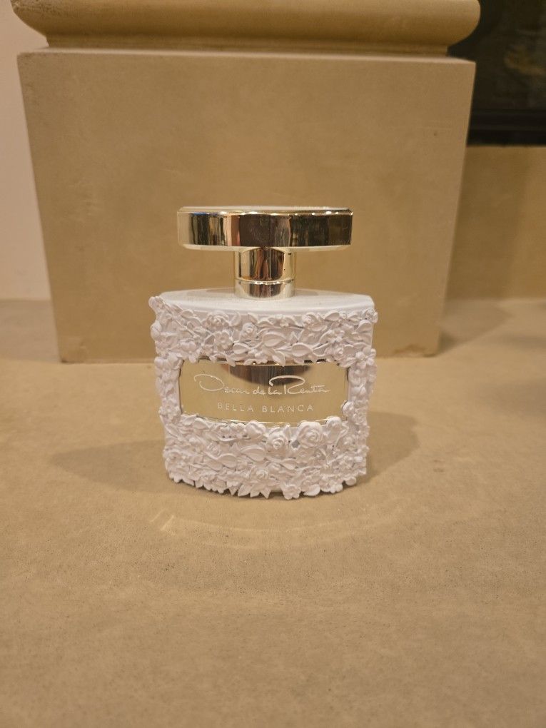 Oscar De La Renta Bella Blanca