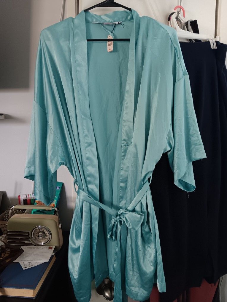 Vintage Victoria Secret Robe, Never Worn