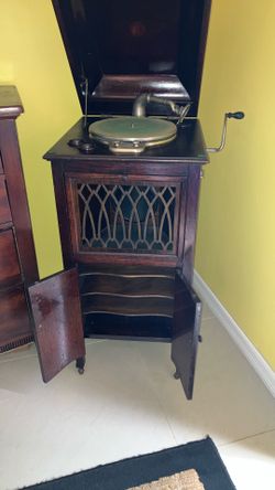 Antique  Phonograph  Kimball