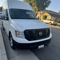 2021 Nissan NV