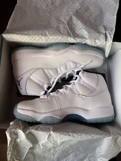 Jordan 11 legend blue size 9