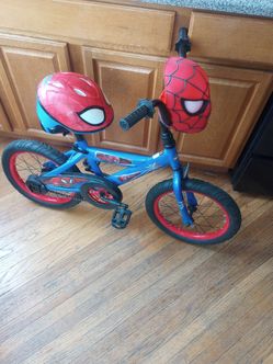 Spider man bike with helmet