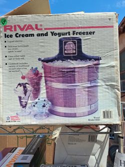 Ice cream maker